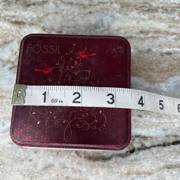 Fossil 2007 Holiday-Themed Red Metal Tin Box With Cardinal & Tree Design - Picture 5 of 5